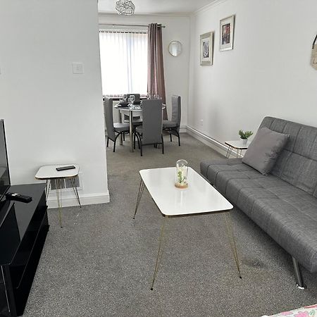 Lovely 3 Bedroom House Close To City Centre Peterlee Buitenkant foto