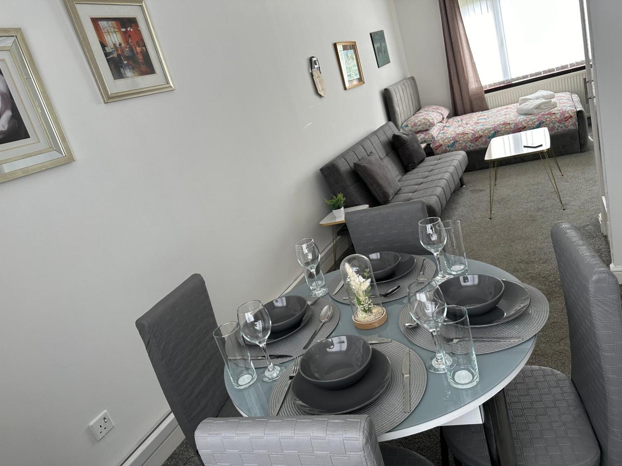 Lovely 3 Bedroom House Close To City Centre Peterlee Buitenkant foto